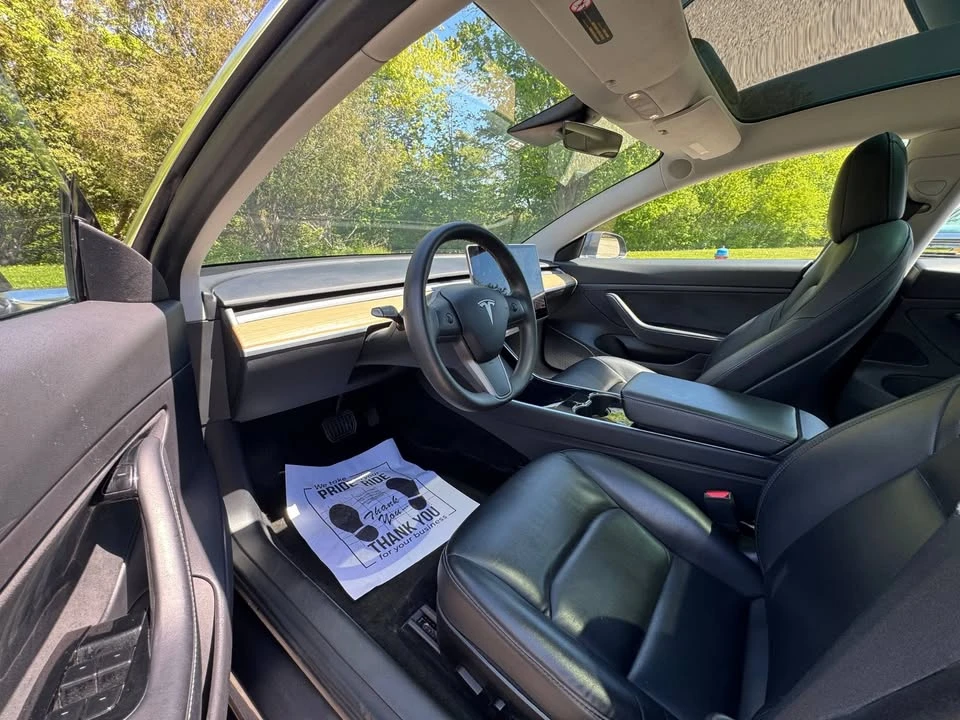 2020 Tesla Model 3 - Image 13 of 18
