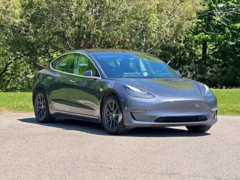 2020 Tesla Model 3 - Image 3 of 18