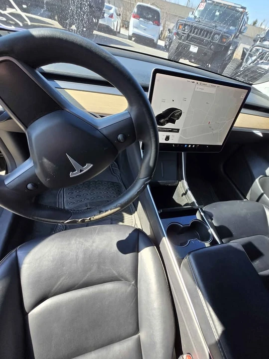2020 Tesla Model 3 - Image 7 of 11