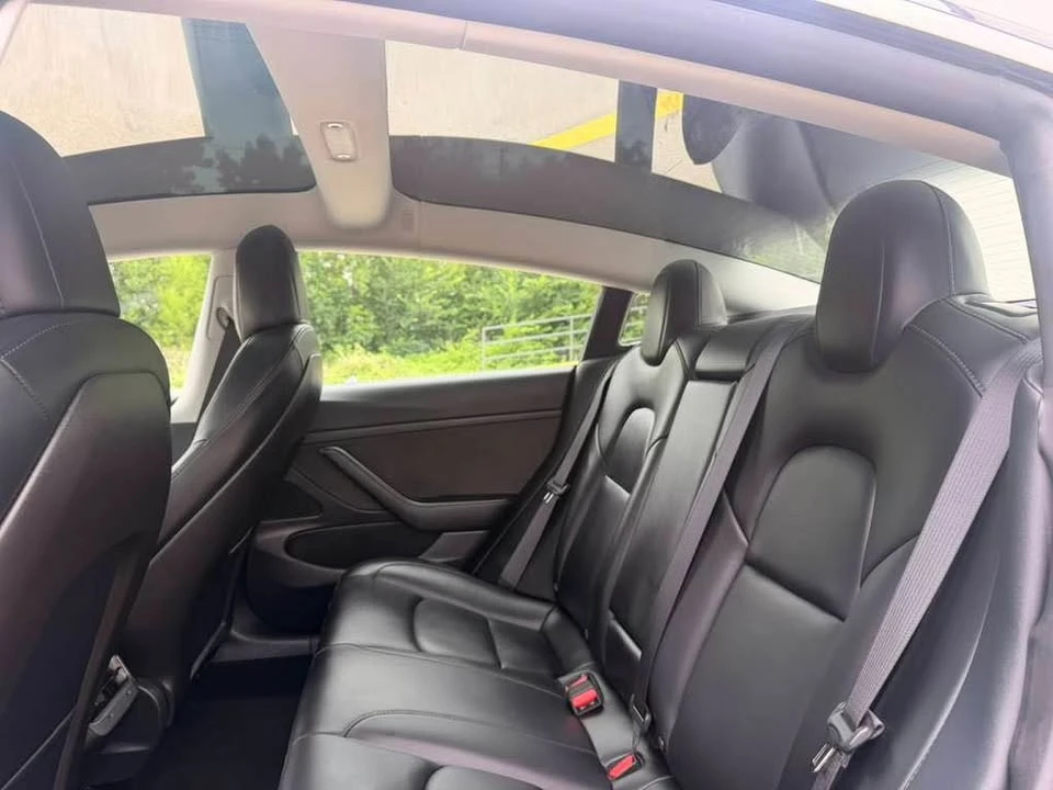 2020 Tesla Model 3 - Image 8 of 19