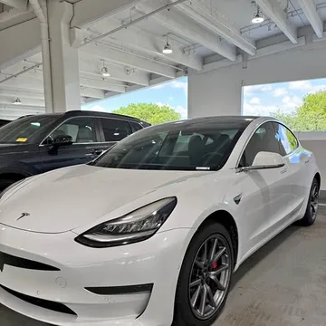 2020 Tesla Model 3 Standard Range Plus