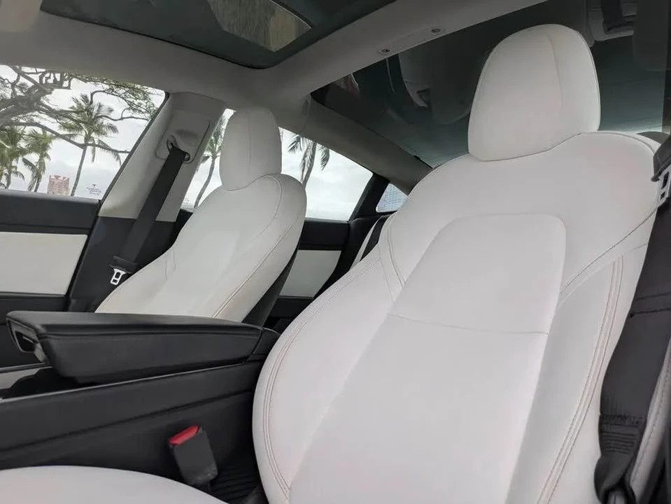 2020 Tesla Model 3 - Image 8 of 17