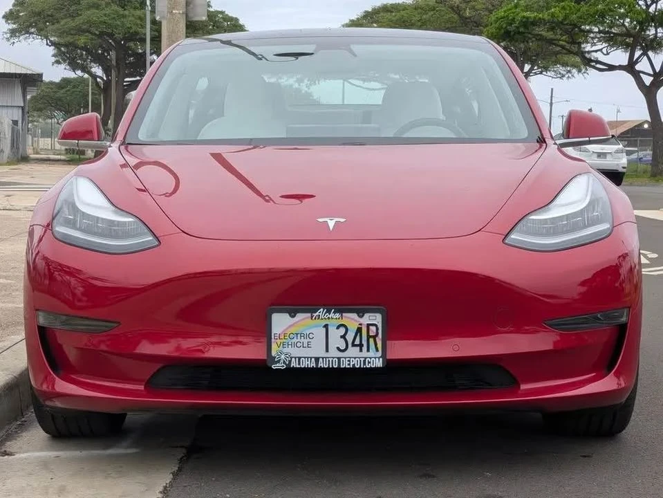 2020 Tesla Model 3 - Image 7 of 17