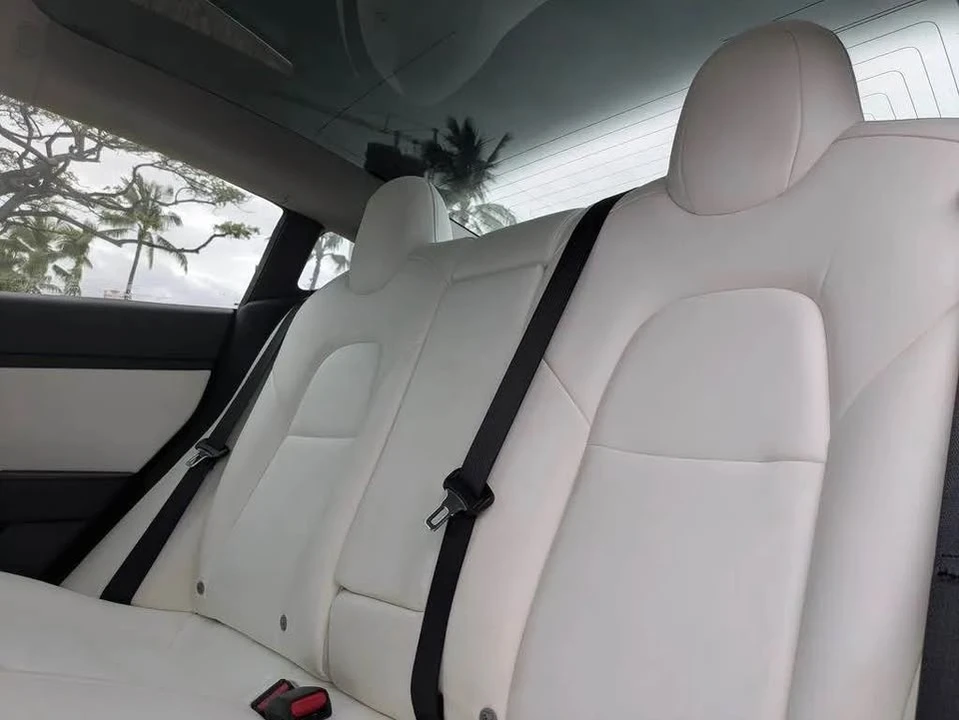 2020 Tesla Model 3 - Image 11 of 17