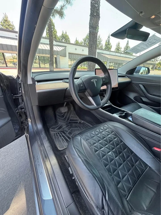 2020 Tesla Model 3 - Image 5 of 15