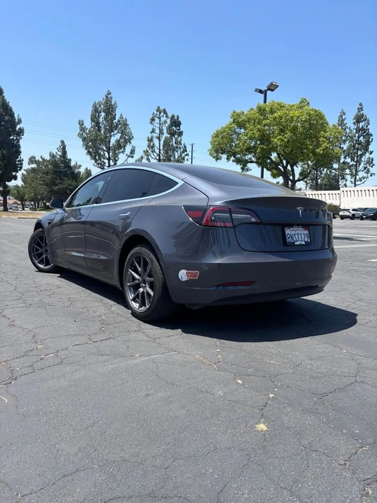 2020 Tesla Model 3 - Image 4 of 15