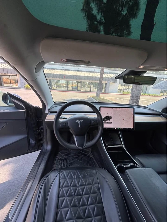 2020 Tesla Model 3 - Image 8 of 15