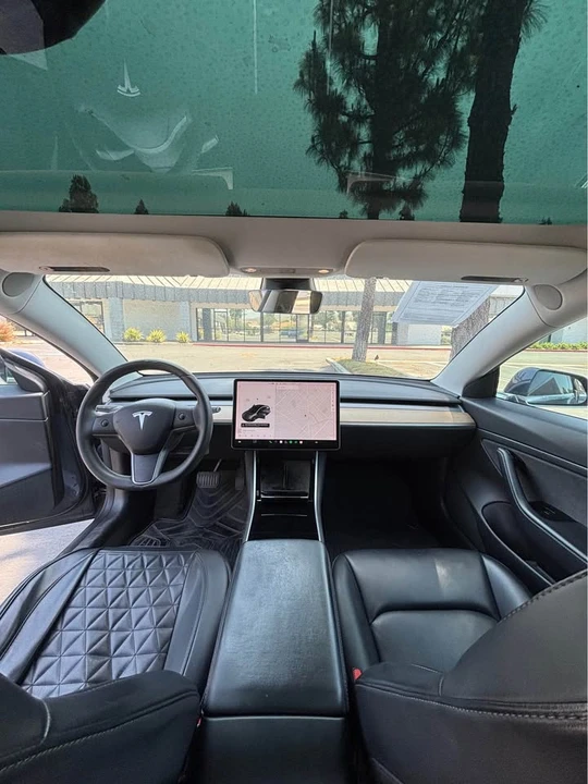2020 Tesla Model 3 - Image 9 of 15