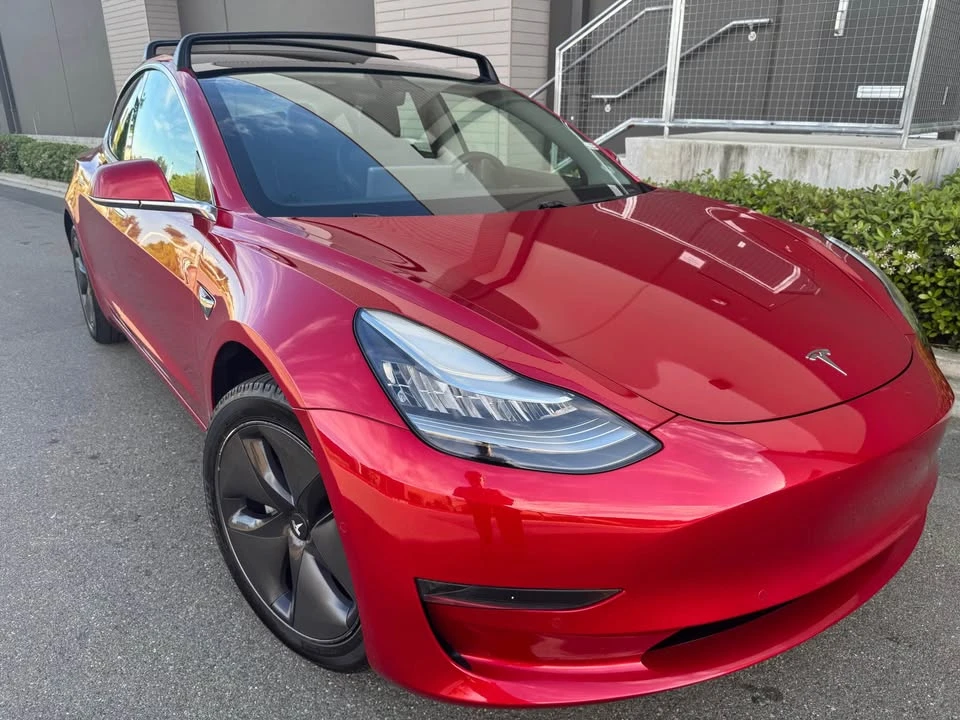 2020 Tesla Model 3 - Image 2 of 12
