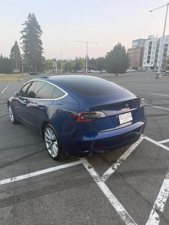 2020 Tesla Model 3 - Image 7 of 12