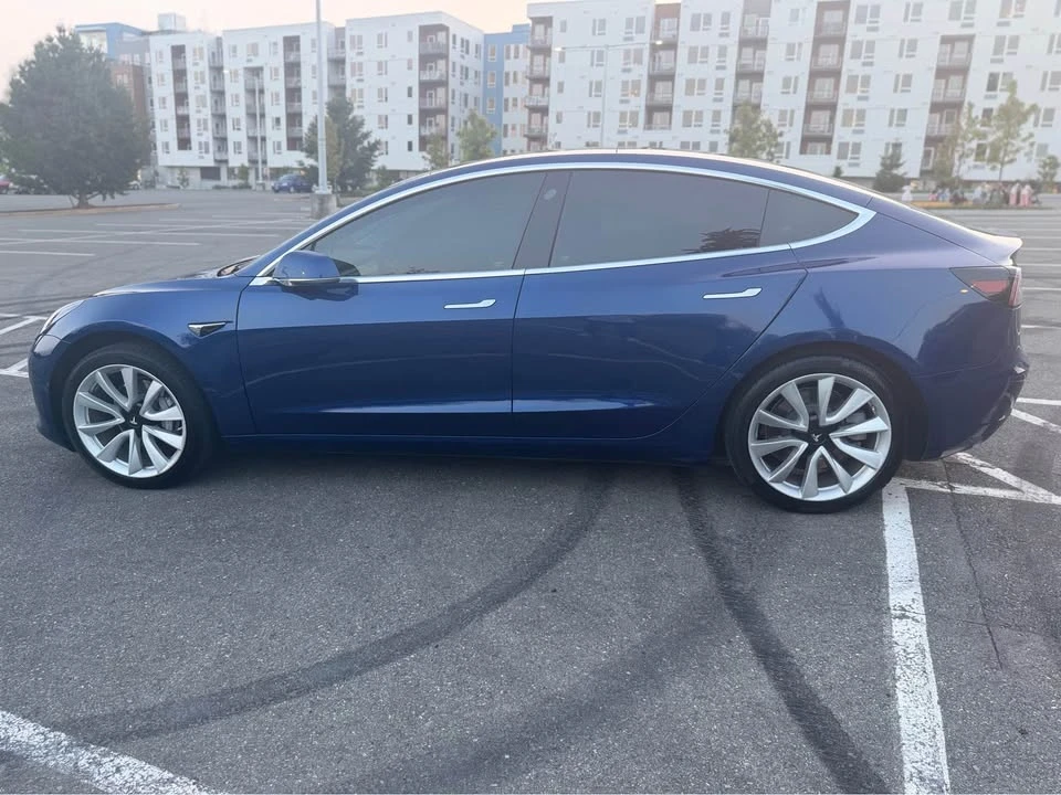 2020 Tesla Model 3 - Image 4 of 12