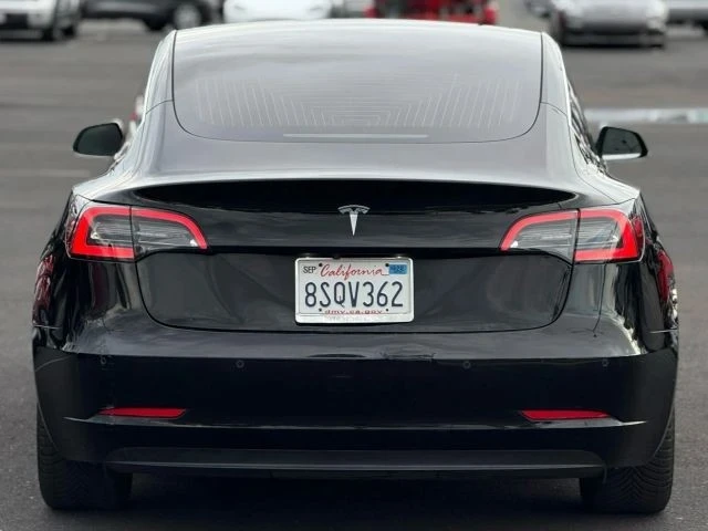 2020 Tesla Model 3 - Image 8 of 12