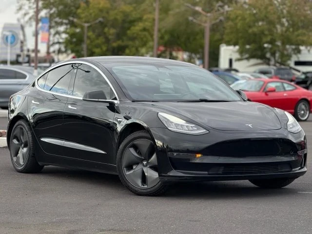 2020 Tesla Model 3 - Image 3 of 12