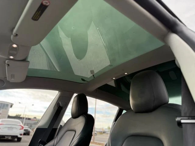 2020 Tesla Model 3 - Image 18 of 21