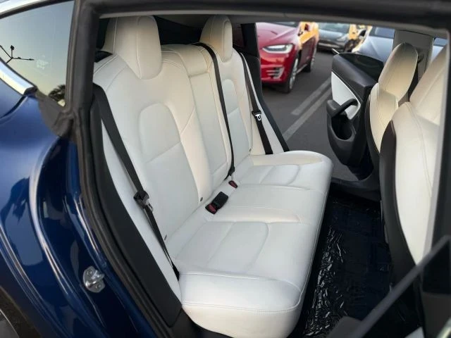 2020 Tesla Model 3 - Image 12 of 21