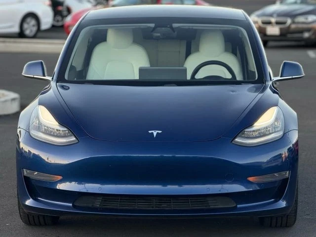2020 Tesla Model 3 - Image 5 of 21