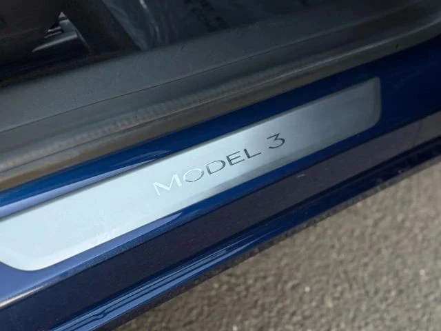 2020 Tesla Model 3 - Image 14 of 21