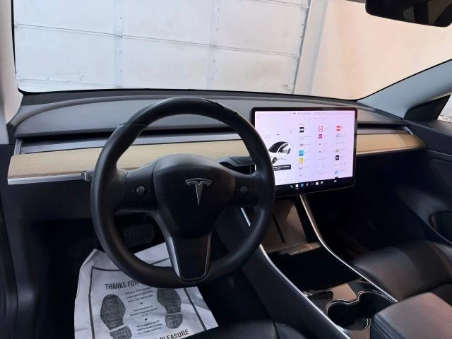 2020 Tesla Model 3 - Image 19 of 21