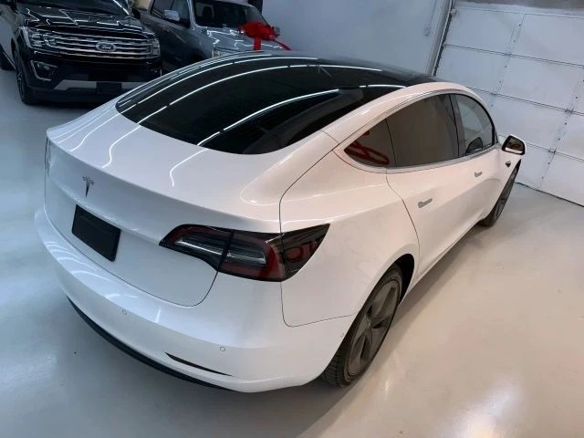 2020 Tesla Model 3 - Image 9 of 21