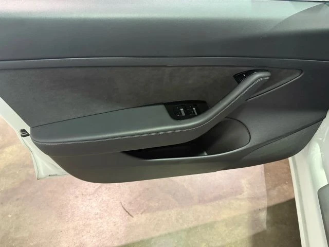 2020 Tesla Model 3 - Image 19 of 21
