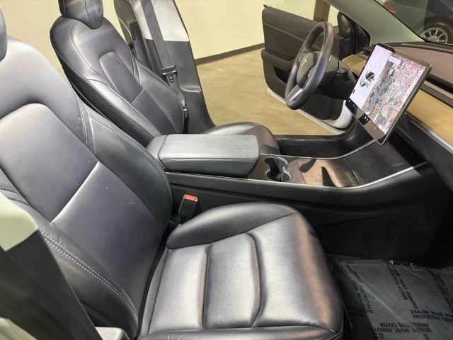 2020 Tesla Model 3 - Image 9 of 21