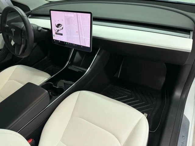 2020 Tesla Model 3 - Image 10 of 21