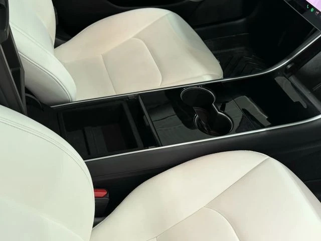 2020 Tesla Model 3 - Image 14 of 21