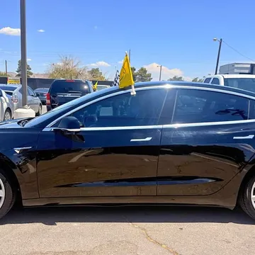 2020 Tesla Model 3 Standard Range Plus