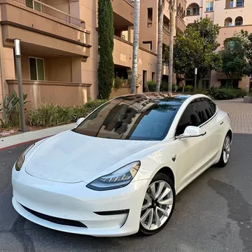 2020 Tesla Model 3 Standard Range Plus