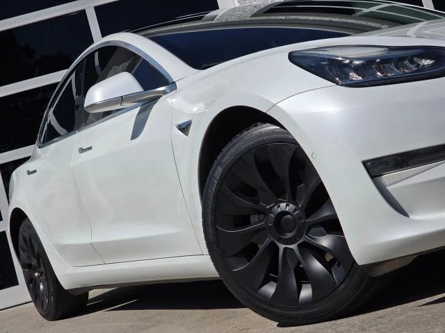 2020 Tesla Model 3 - Image 9 of 21