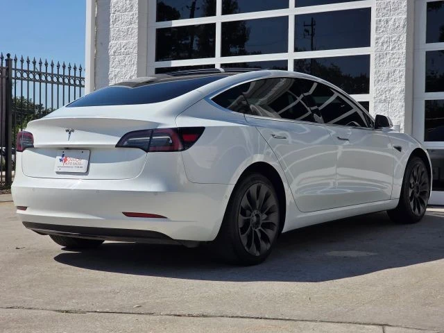 2020 Tesla Model 3 - Image 4 of 21
