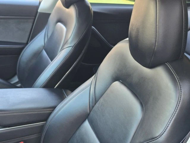 2020 Tesla Model 3 - Image 21 of 21