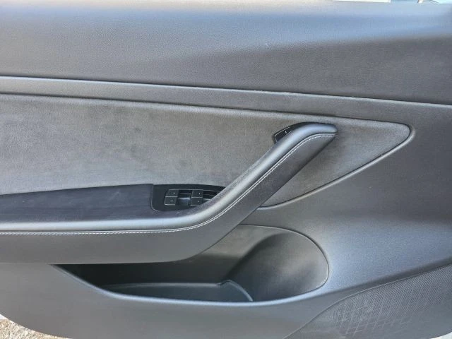 2020 Tesla Model 3 - Image 18 of 21