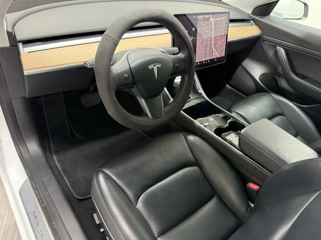 2020 Tesla Model 3 - Image 10 of 21