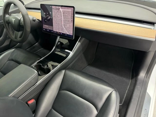 2020 Tesla Model 3 - Image 11 of 12