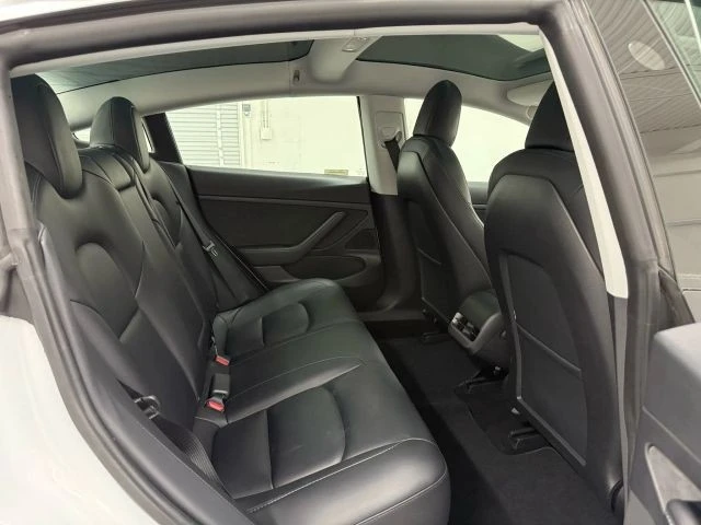 2020 Tesla Model 3 - Image 16 of 21