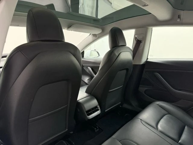 2020 Tesla Model 3 - Image 14 of 21