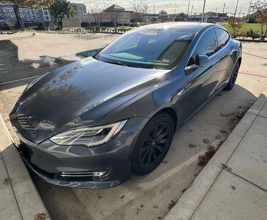2020 Tesla Model S - Image 4 of 5