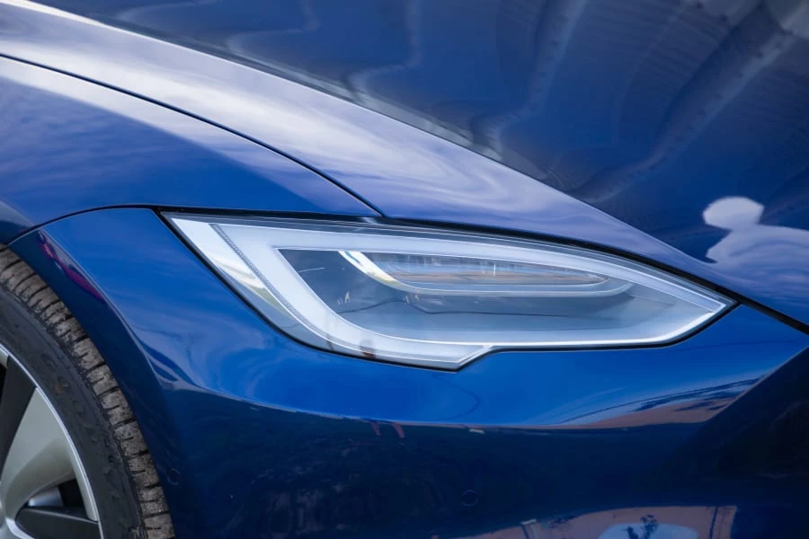 2020 Tesla Model S - Image 7 of 15