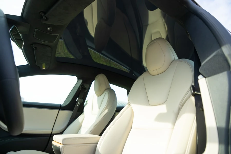 2020 Tesla Model S - Image 14 of 15