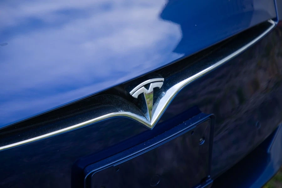 2020 Tesla Model S - Image 4 of 15