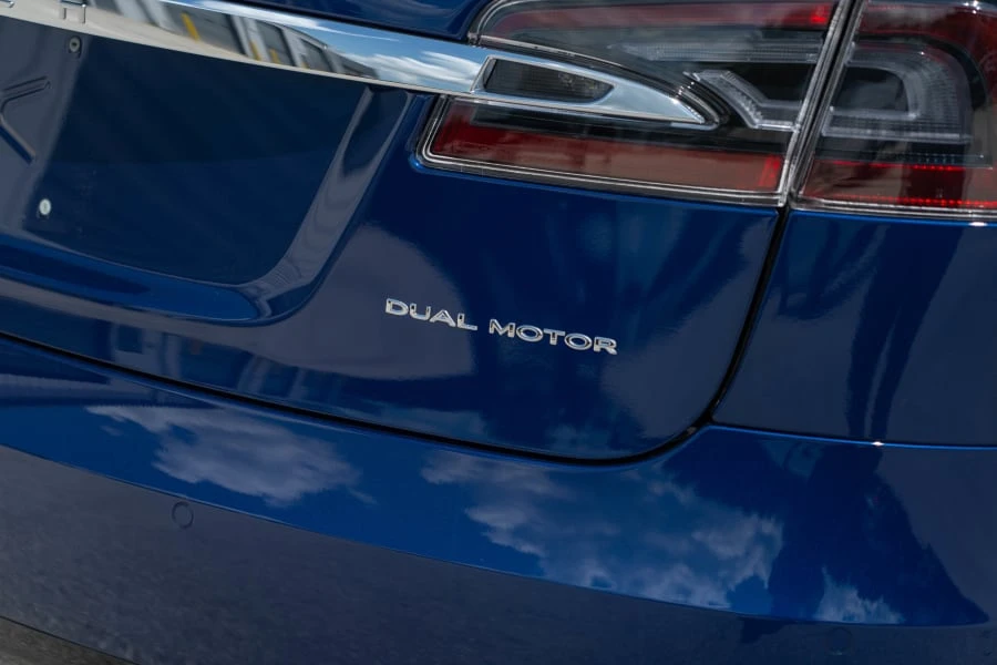 2020 Tesla Model S - Image 4 of 15