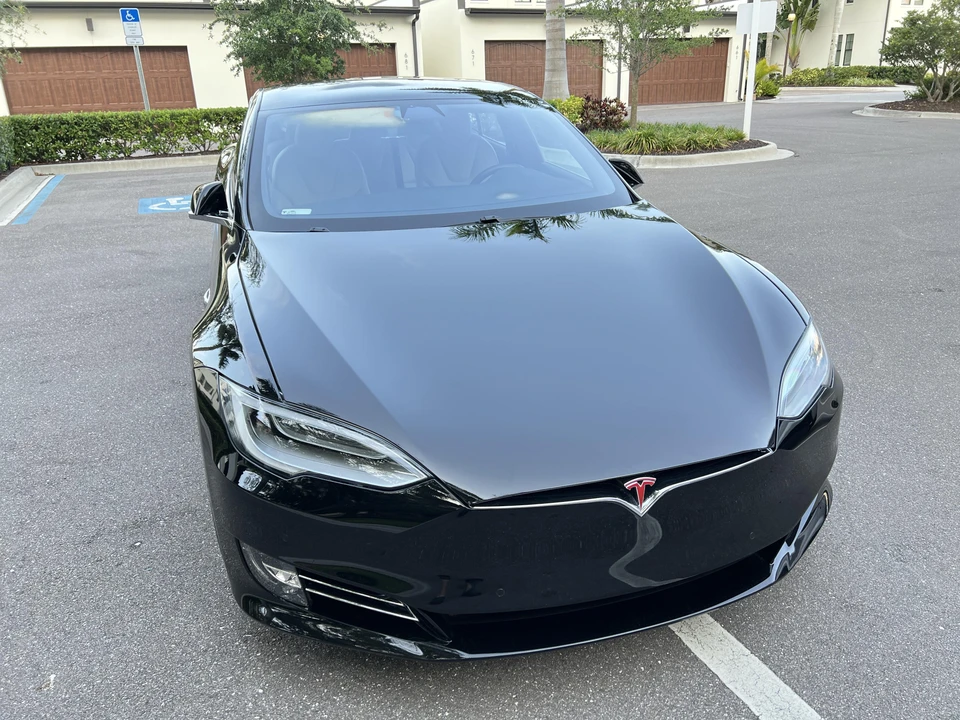 2020 Tesla Model S - Image 28 of 31