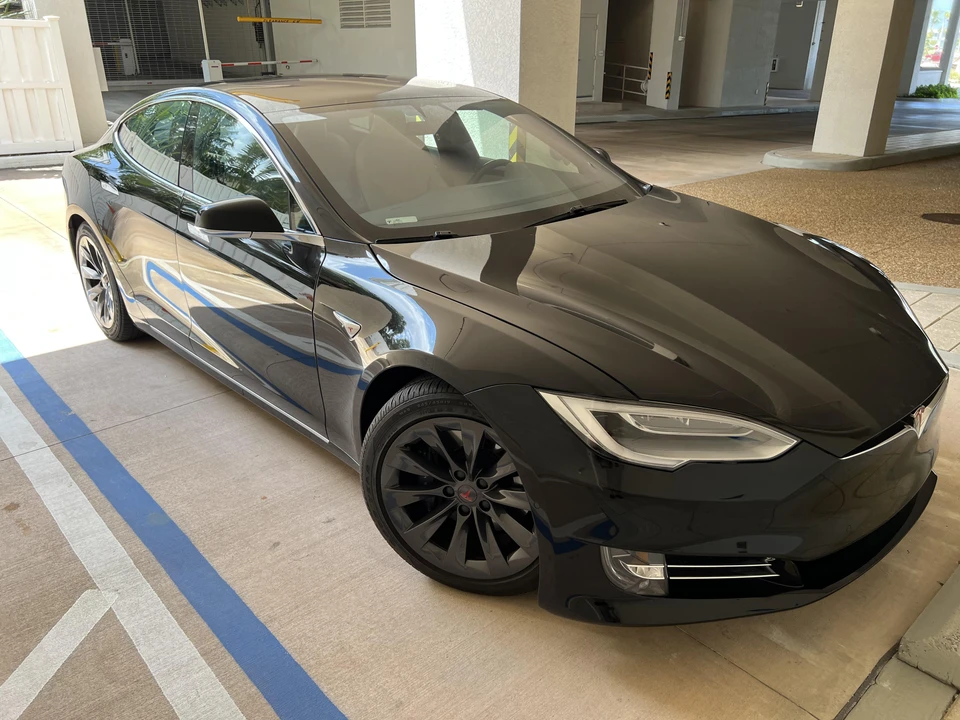 2020 Tesla Model S - Image 26 of 31