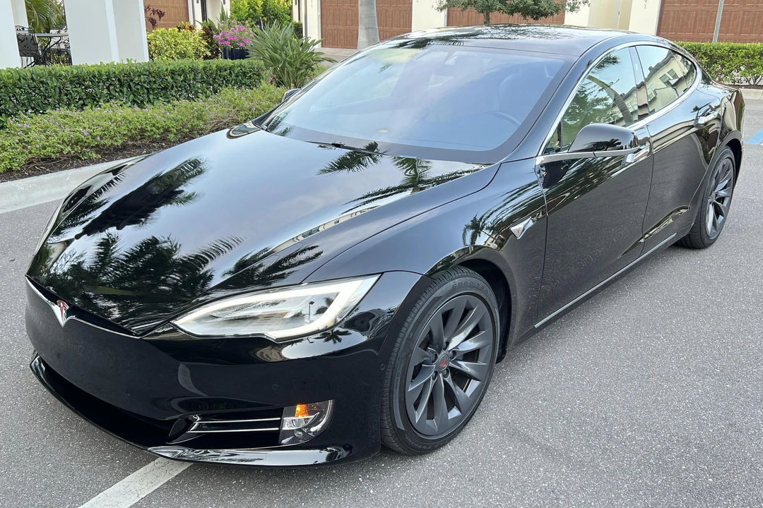 2020 Tesla Model S - Image 8 of 31