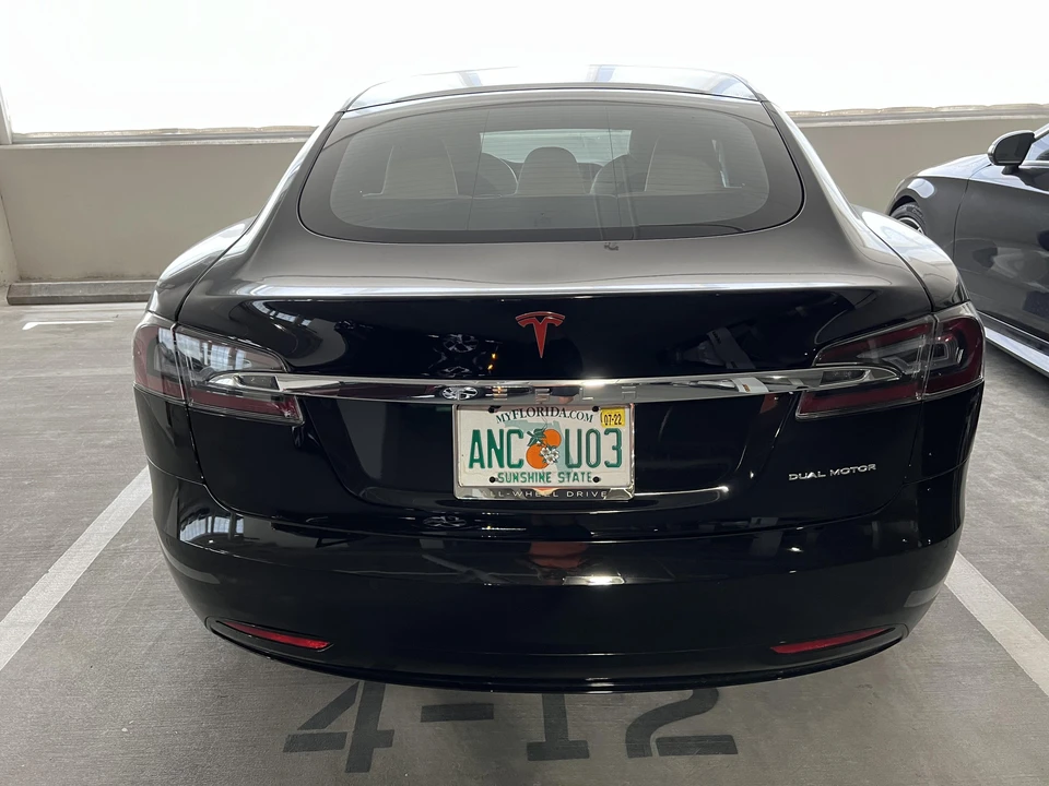 2020 Tesla Model S - Image 16 of 31