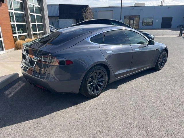 2020 Tesla Model S - Image 8 of 21