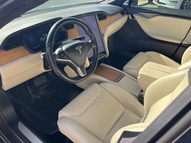 2020 Tesla Model S - Image 11 of 21