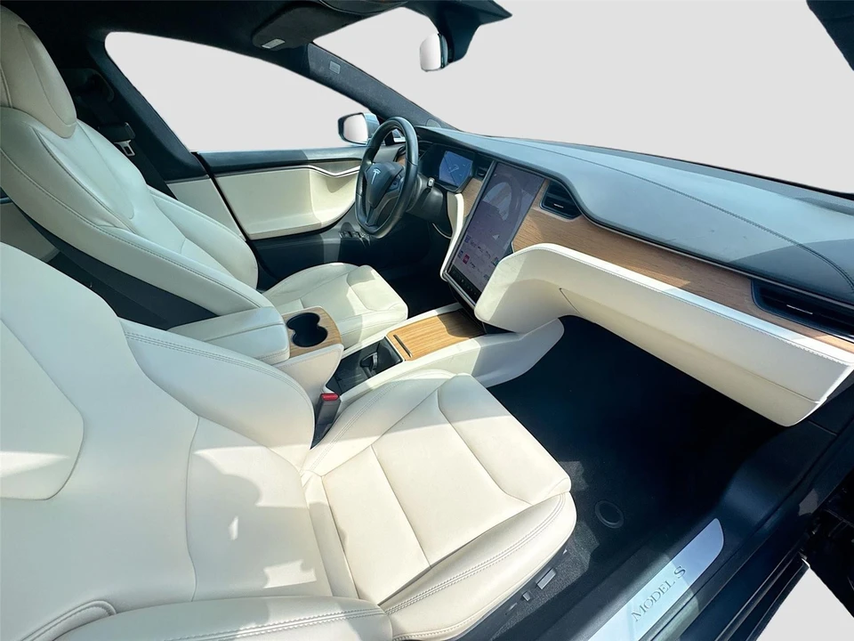 2020 Tesla Model S - Image 14 of 15
