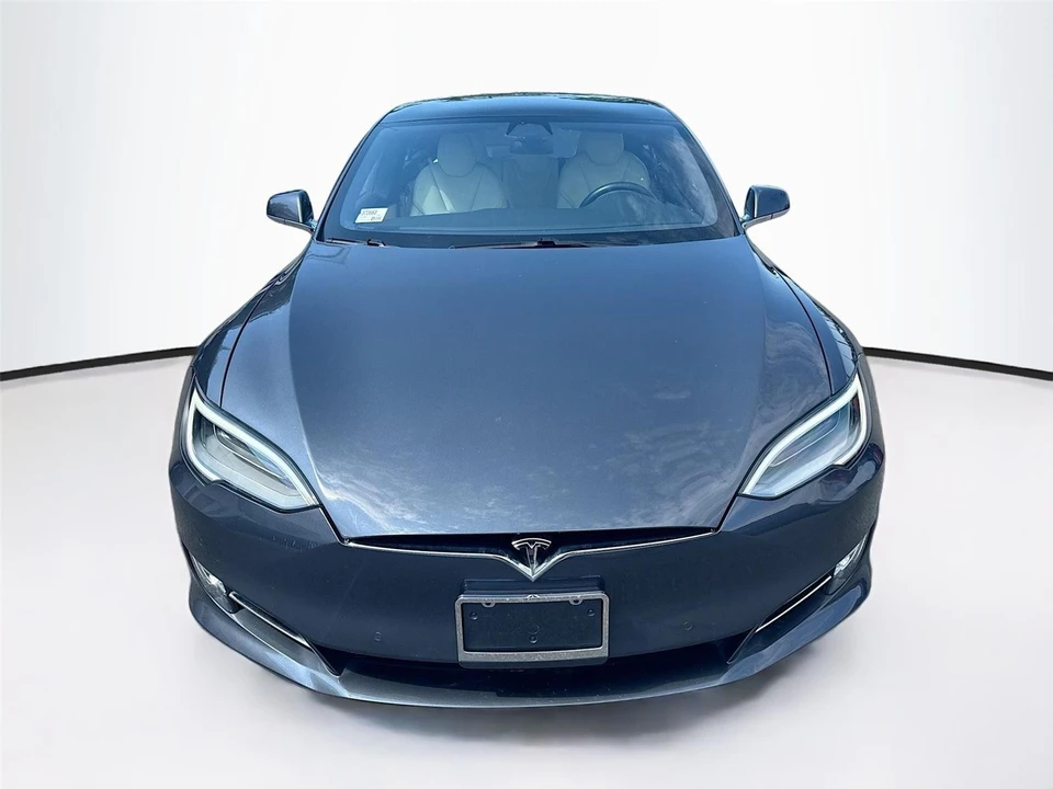 2020 Tesla Model S - Image 7 of 15